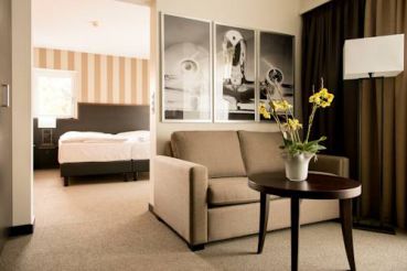 Junior Suite with Twin Beds