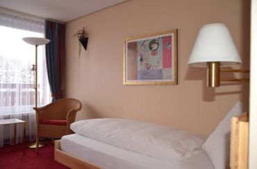 Superior Single Room with Ski Pass or Arosa Card