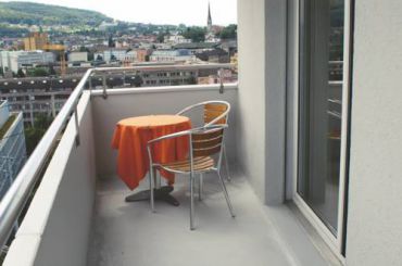 Apartments Swiss Star Zürich-Oerlikon, Fries