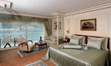Deluxe Triple Room with Lake View