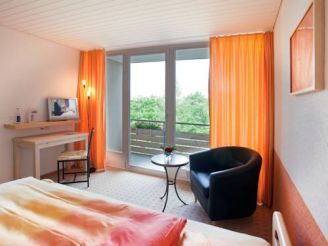 Single Room with Balcony - Annex