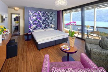 Style Junior Suite with Lake View and Balcony