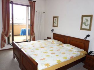 Double or Twin Room with Balcony and Garden View