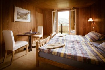 Двухместный номер с 1 кроватью или 2 отдельными кроватями и балконом