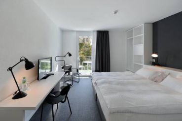 Twin Room with Park View