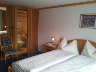 South Double Room with Balcony and Matterhorn View