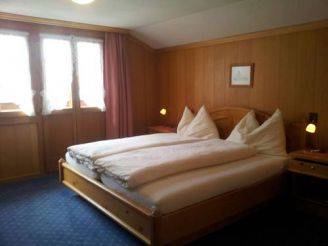 Double Room with South Balcony and Matterhorn View