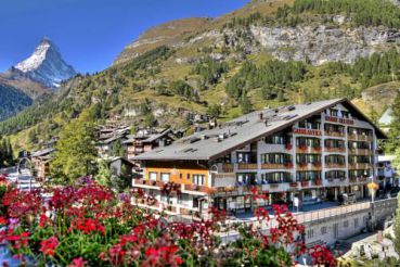 Швейцарський альпійський готель Allalin