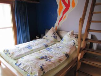 Double Room with Shared Bathroom (Castle View)